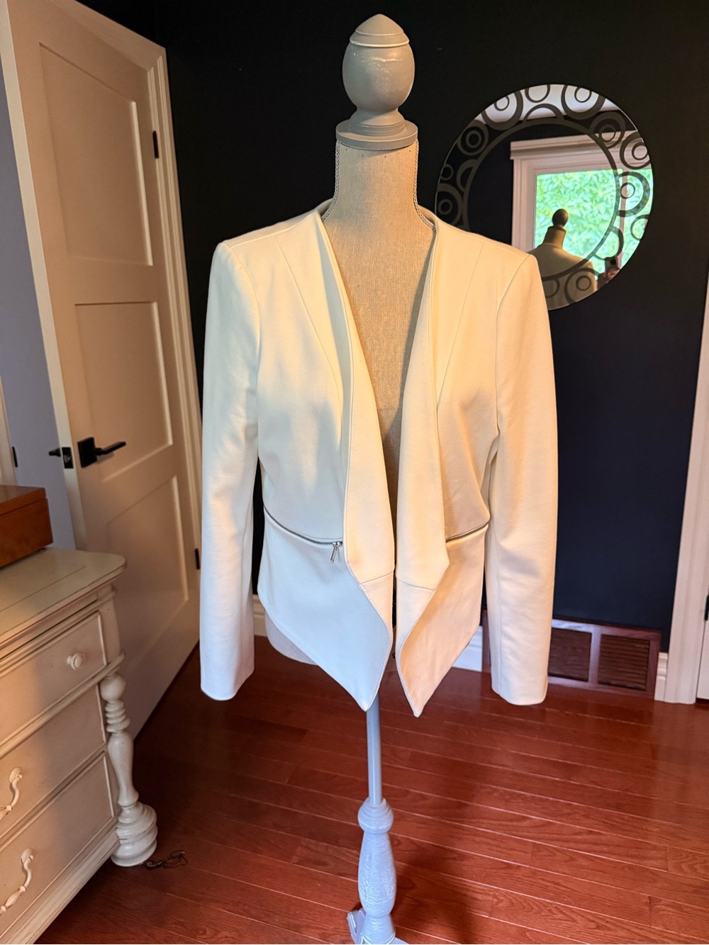 Jules & Leopold Cream Open-Front Draped Blazer